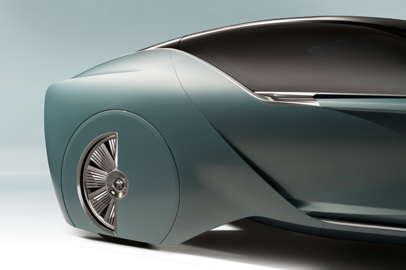 Illustration for article titled The Rolls-Royce 103EX Is A Bizarre Retro Gaze Into A Square-Wheeled Future